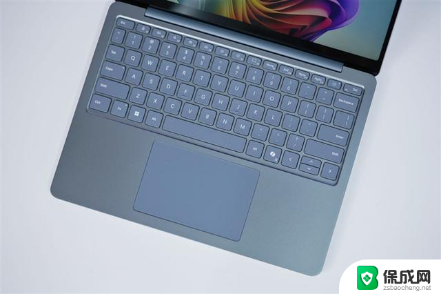 微软Surface Laptop 13英寸评测：骁龙X Plus性能续航静音优秀